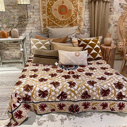 Kantha suzani No 01 - 2.5 x 2.1 M