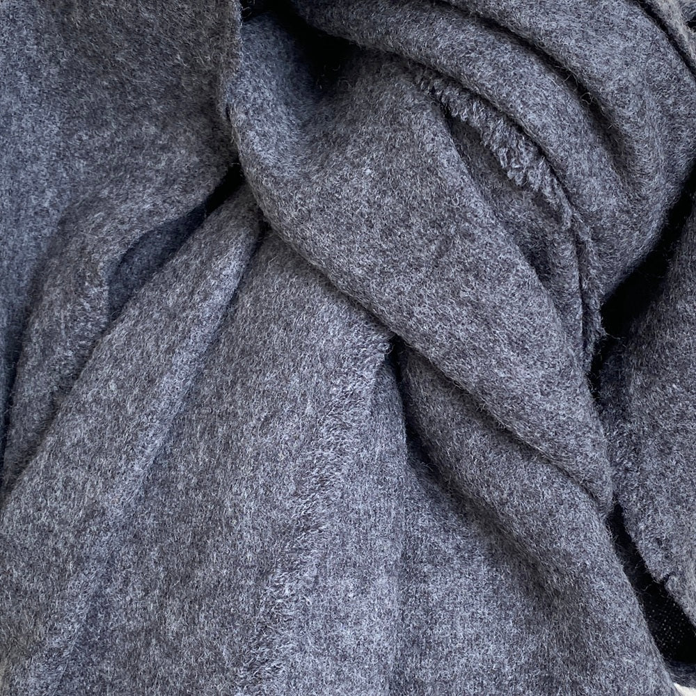 Cashmere filted 100 % - dark grey