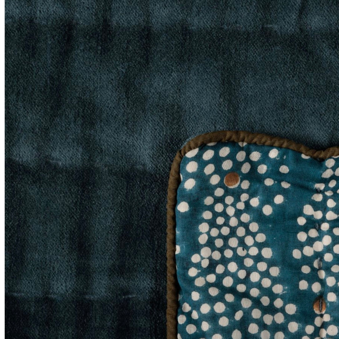 Reiko - stort quiltet sengetæppe dark dark blue