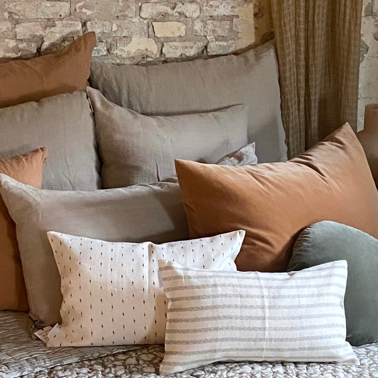 Giga hørpude natur 80 x 80 cm.