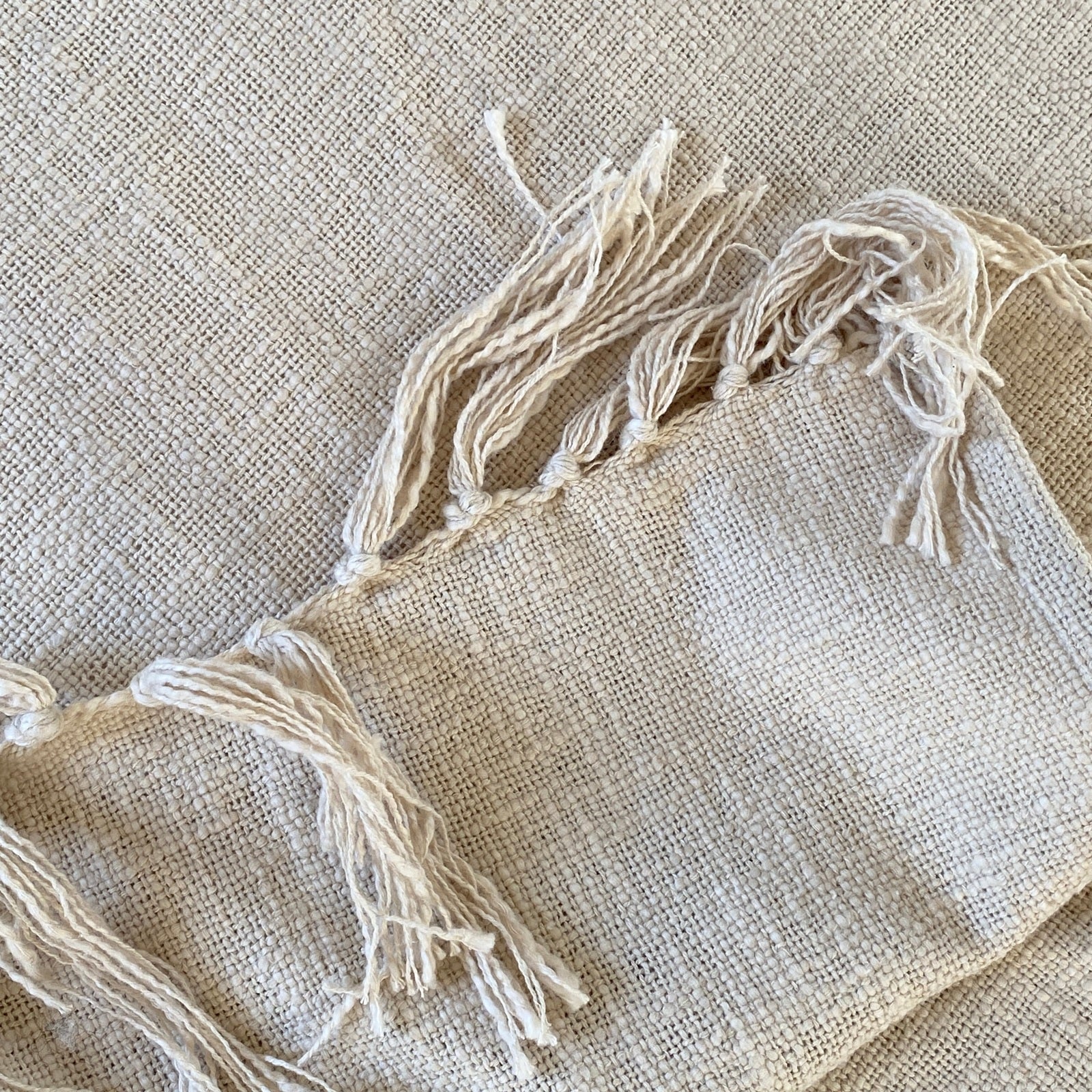 Khadi Cotton handwowen 2.6 x 2.3 m.