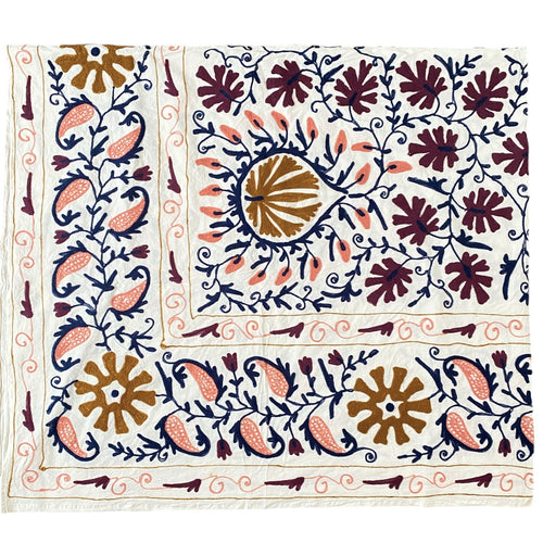 Suzani sengetæppe No 43 - 2.6 x 2.3 m.
