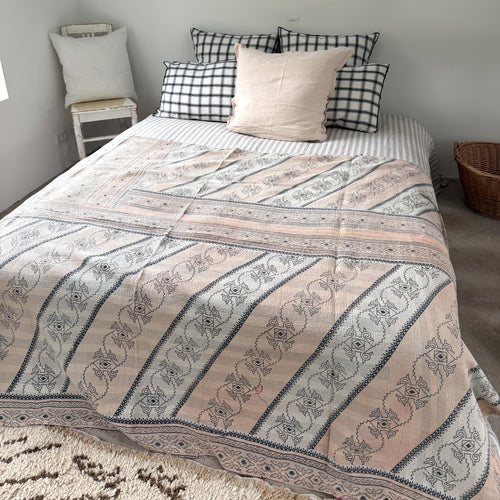 kantha quilt - saritæppe - 2.2 x 1.7 M. No 110