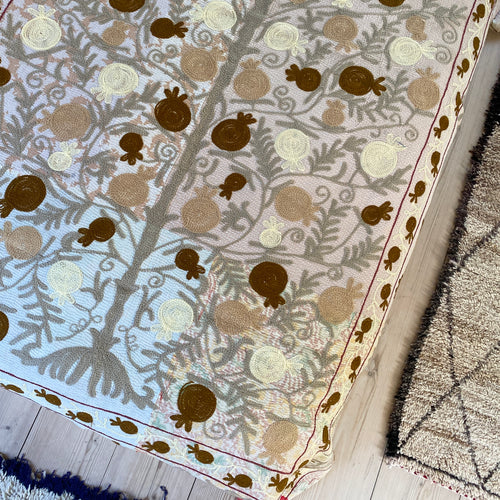 Kantha Suzani Sengetæppe No 15 - 2.3 x 1.7 m.
