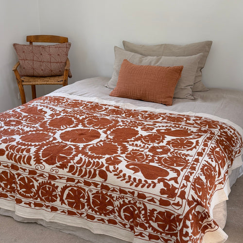 Suzani throw sienna - 2.25 x 1.5 M